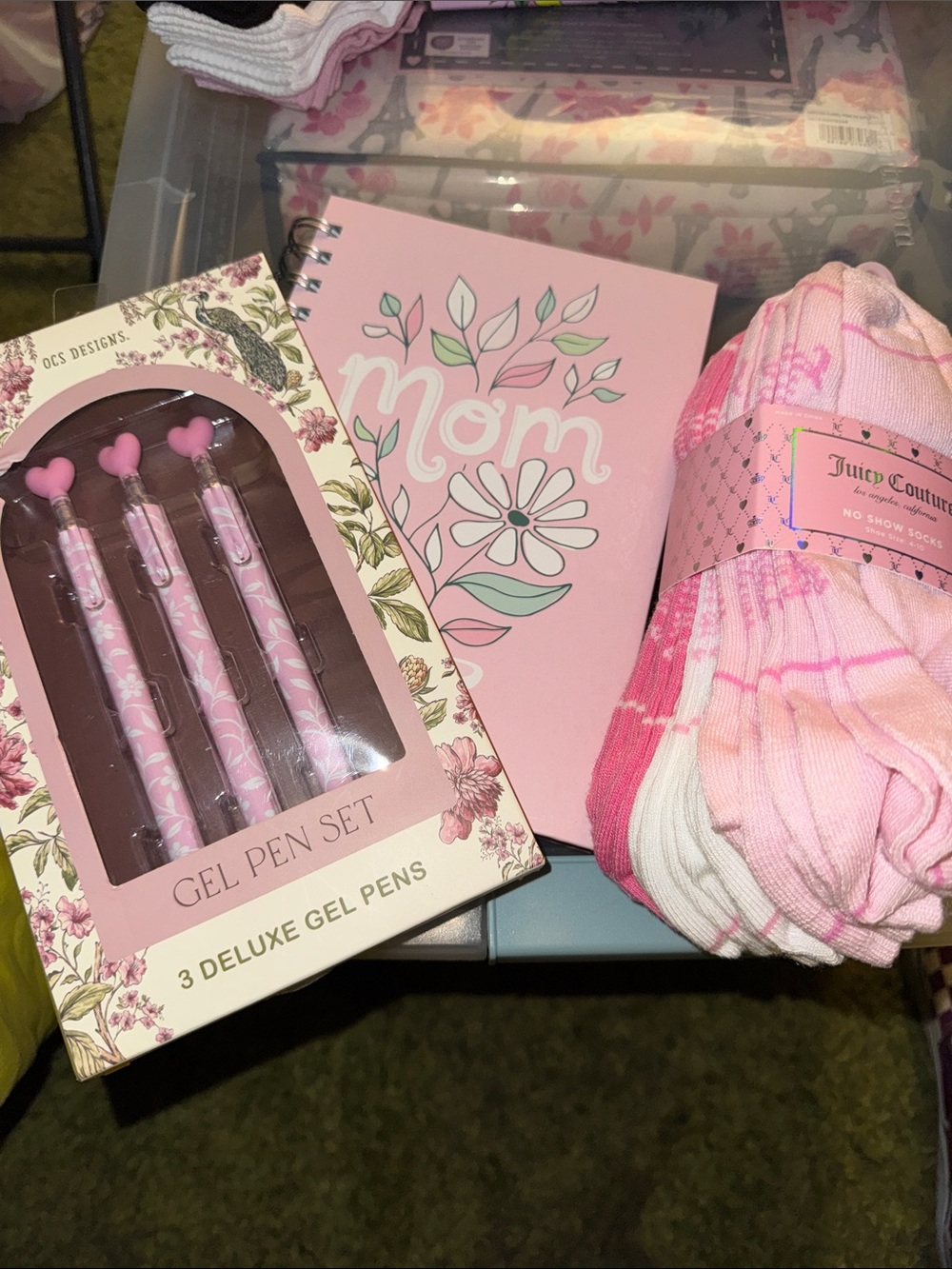 Juicy Couture Pink No-Show sock 10 pairs, Mom notebook and 3 pack of gel pen set